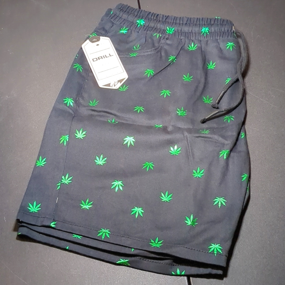 (NWT) Drill Clothing Men's XL '420' Shorts